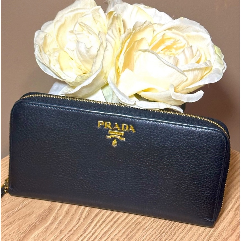 PRADA full size Zippy wallet black saffiano leather